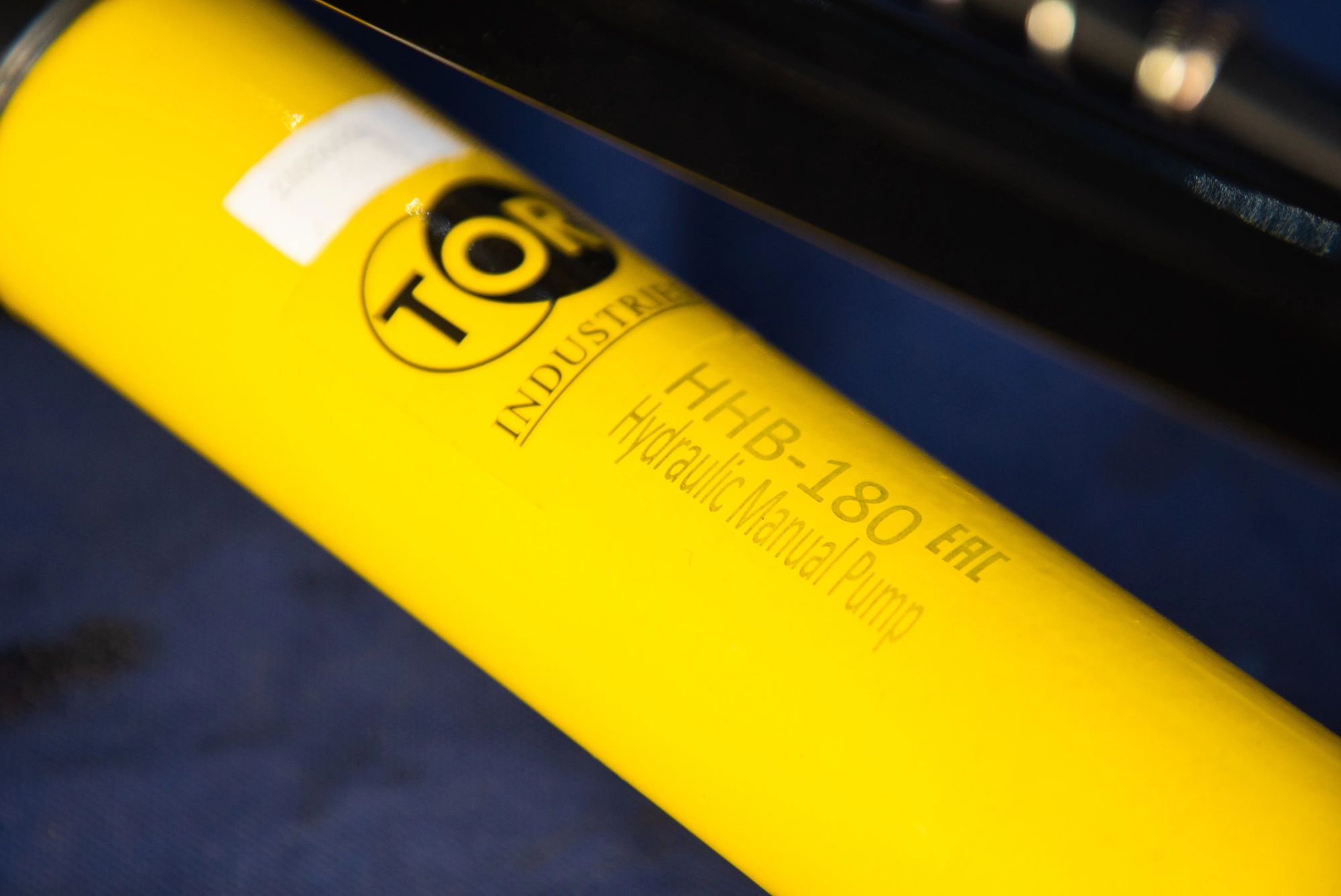 Насос гидравлический односторонний TOR HHB-180 0,4л (ручной)