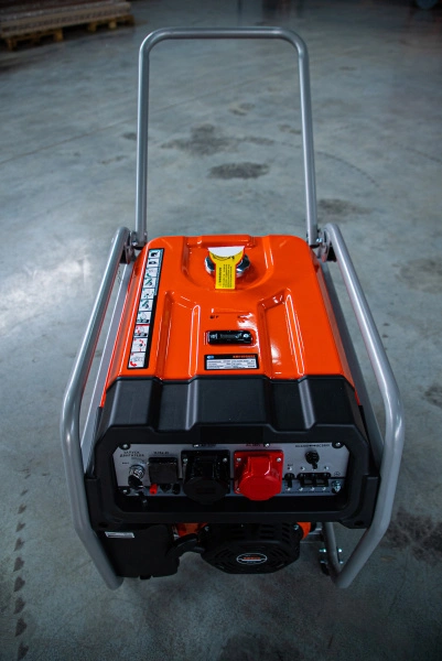 Генератор бензиновый 8,0 кВт 220В/380В с электростартером TOR KM11000HE